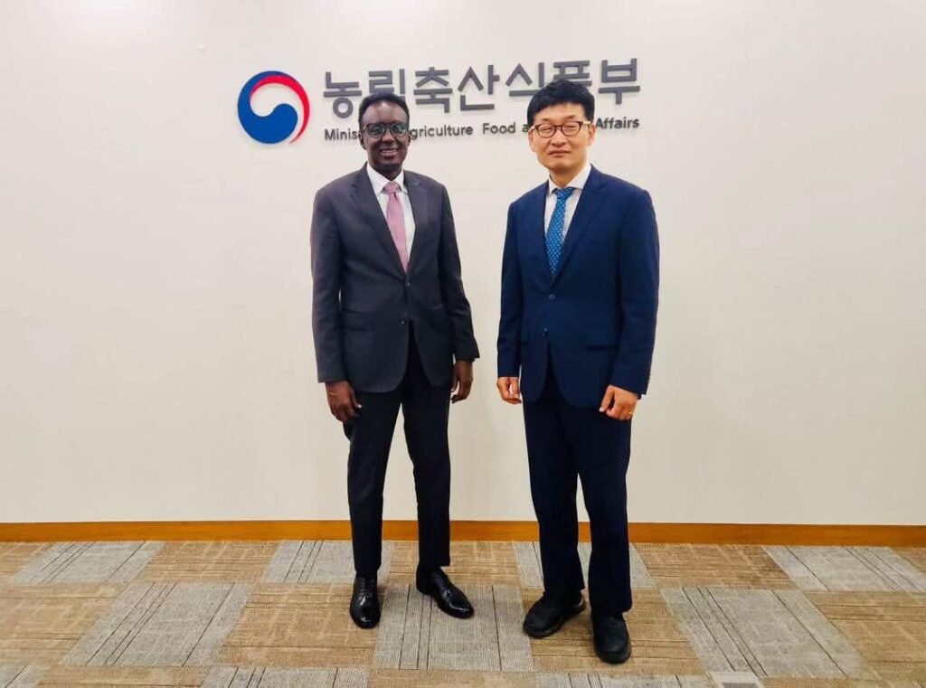 Soomaaliya iyo Kuuriyada Koonfureed oo Xoojinaya Iskaashiga Amniga Cuntada iyo Adkeysiga Cimilada